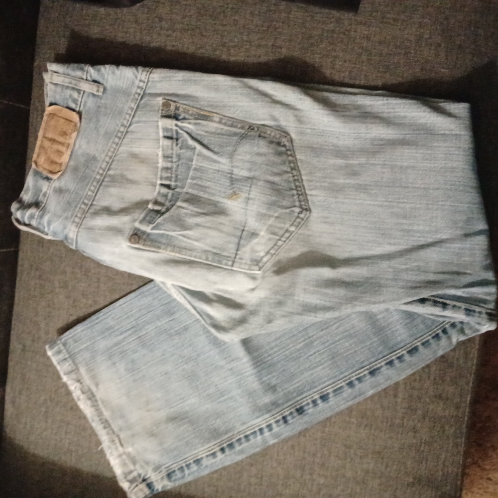 G star button. Fly straight leg jeans
